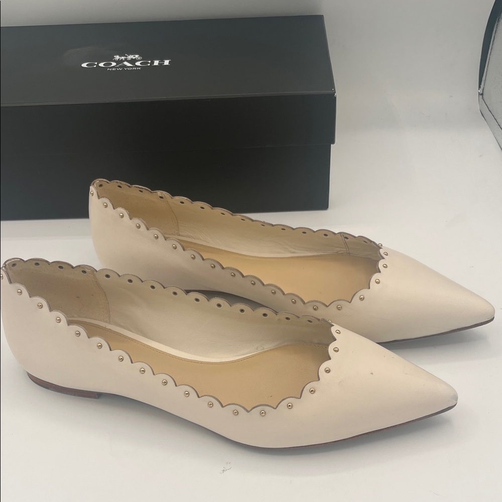 Coach Women's Beige Scalloped Flats